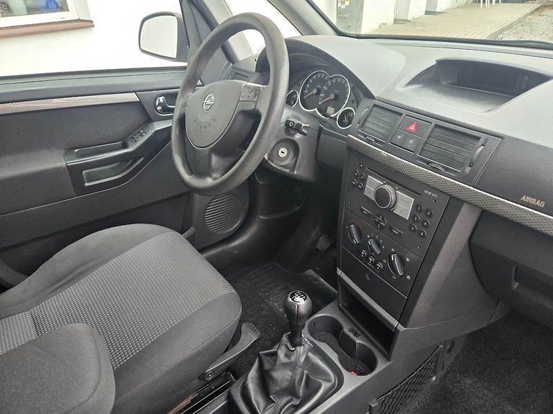 Opel Meriva (2009) 1.6 i TOP STAV - fotka 19 z 25