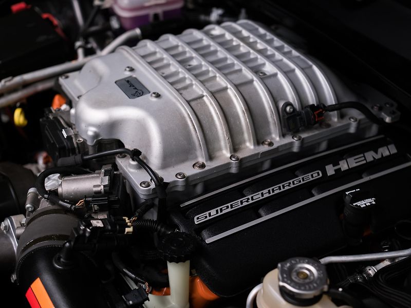 Dodge Challenger SRT HELLCAT 6.2 V8 | 527 kW  - fotka 26 z 56