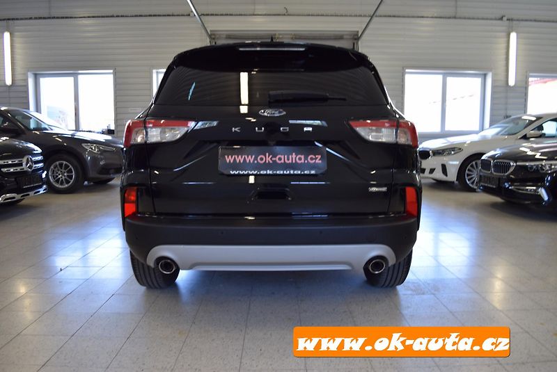 Ford Kuga 2.5 HYBRID TITANIUM 2023  - fotka 5 z 60