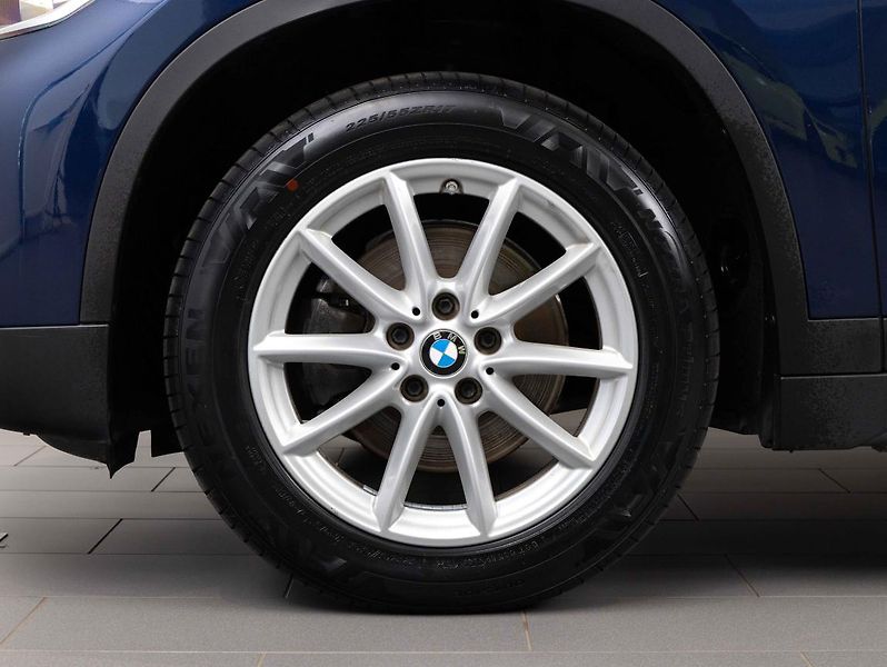 BMW X1 sDrive 18i - fotka 6 z 21