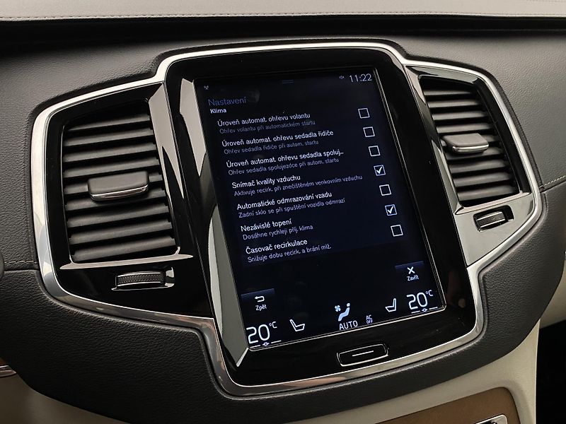 Volvo XC90 D5 AWD INSCRIPTION REZERVACE - fotka 46 z 49