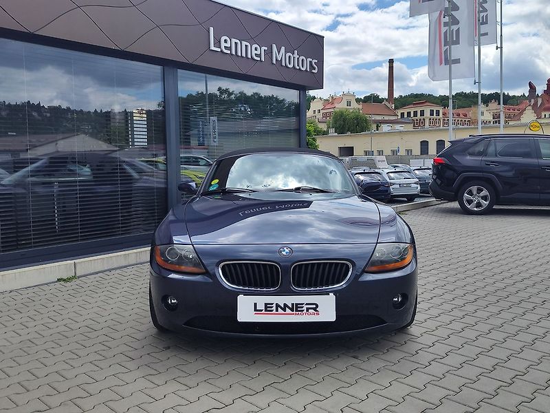 BMW Z4 2.2i/125kW Cabrio - fotka 3 z 32