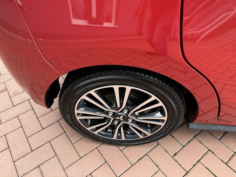 Mitsubishi Space Star (2018) 1.2i Mivec Navi Automat DAB - fotka 48 z 50
