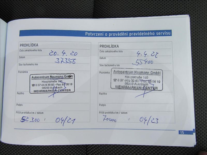Hyundai i30 1,6 Turbo 137kW - fotka 33 z 35