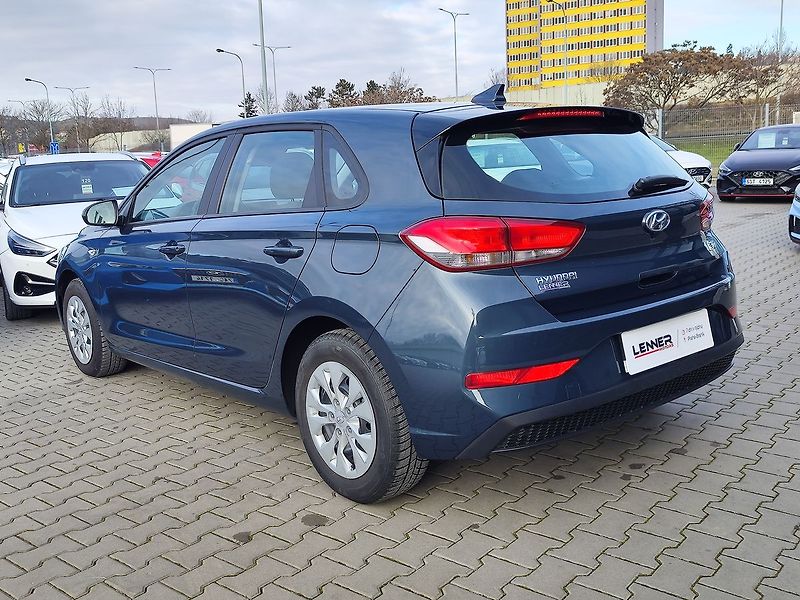 Hyundai i30 1.5i/81kW Start Plus - fotka 7 z 24