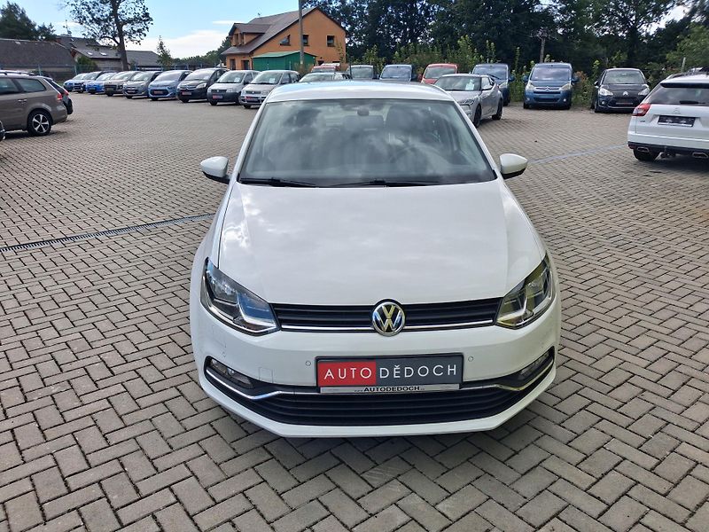 Volkswagen Polo (2016) 1,0MPi POUZE 65t.km! VYHŘ.SED. - fotka 2 z 45