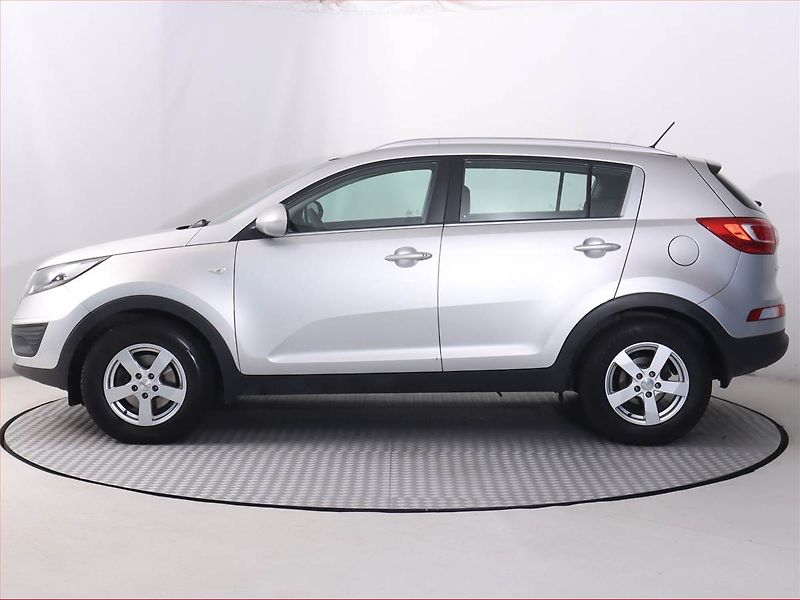 Kia Sportage (2011) 2.0 CRDi, 4X4, Serv.kniha - fotka 3 z 17
