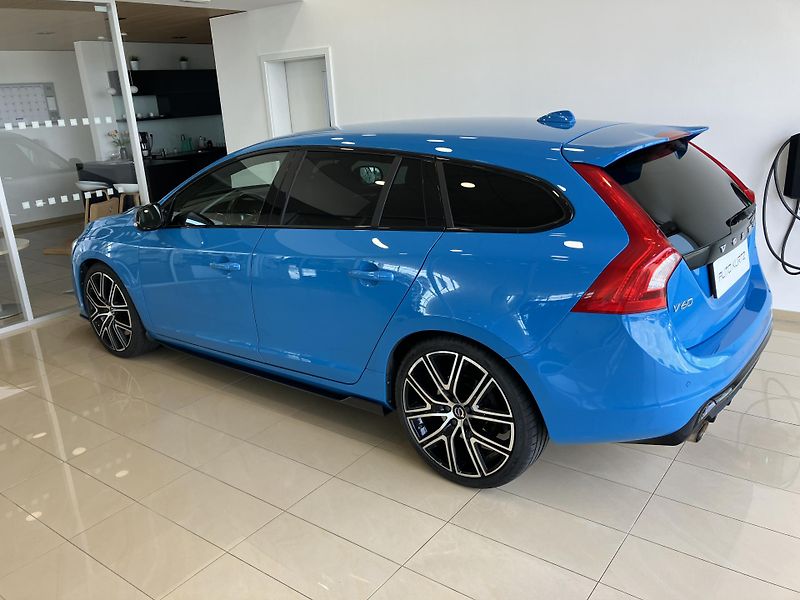 Volvo V60 POLESTAR Limited Edition, ČR - fotka 7 z 39
