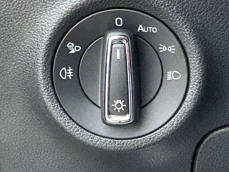 Škoda Karoq (2024) DSG 1.5 TSI / 110 kW / TOP SEL - fotka 28 z 31