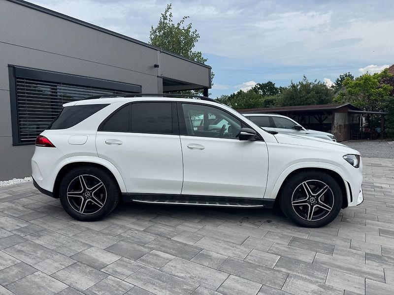 Mercedes-Benz GLE (2019) 350D AMG Line 4Matic - fotka 4 z 30
