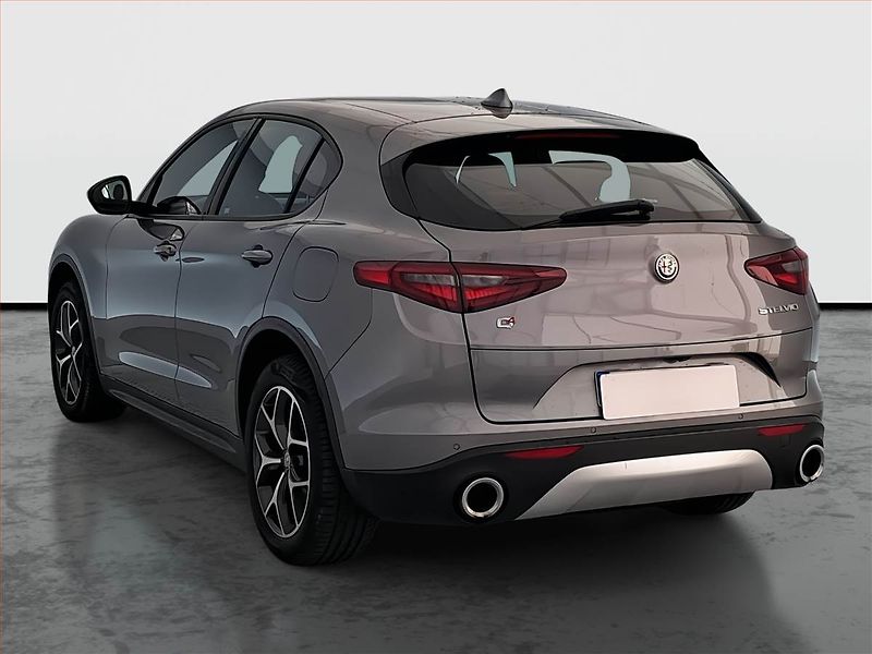 Alfa Romeo Stelvio (2019) 2.0 Turbo Q4, 4X4, Automat - fotka 4 z 17