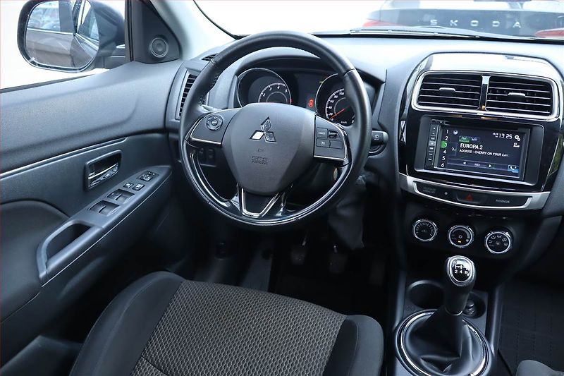 Mitsubishi ASX (2015) 1.6 MIVEC, Serv.kniha, Navi - fotka 7 z 20
