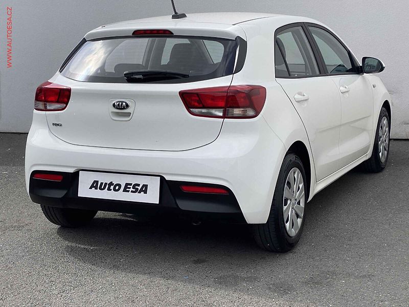 Kia Rio (2021) 1.2 i, ČR, AC - fotka 4 z 16