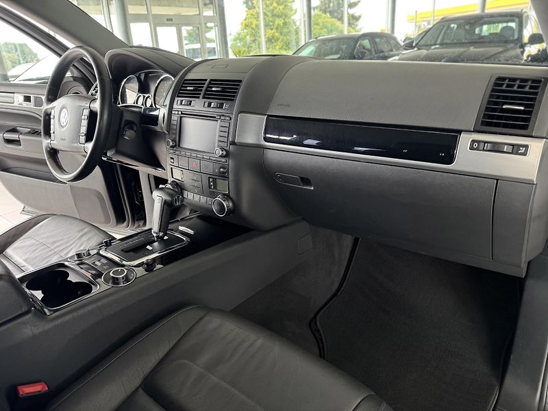 Volkswagen Touareg - fotka 13 z 37