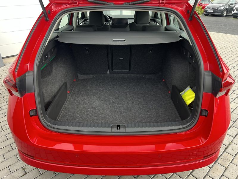 Škoda Octavia (2023) 2.0TDI DSG STYLE NOVÉ ČR - fotka 16 z 19