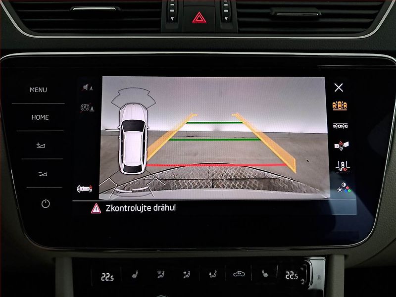 Škoda Superb (2020) Laurin&Klement 2.0 TDI - fotka 19 z 24