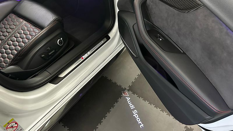 Audi RS 4 HOMOLOGOVANÝ VÝFUK REMUS - fotka 61 z 64