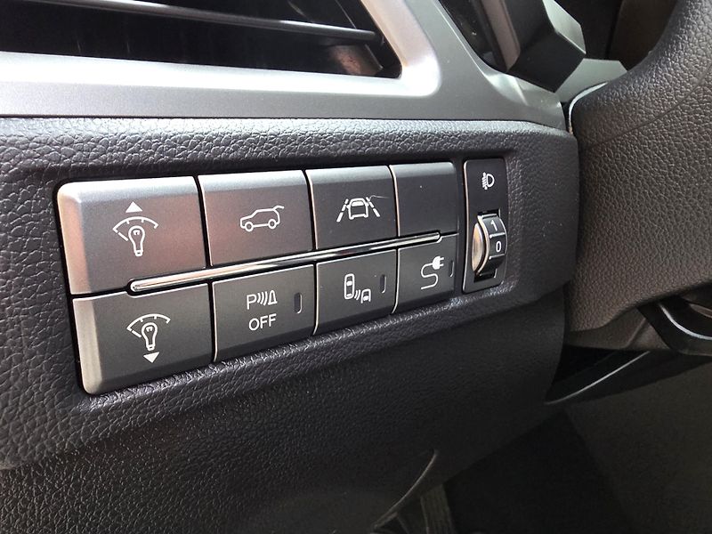 SsangYong Korando (2021) 1.5-V ZÁRUCE-VÝBAVA PREMIUM - fotka 25 z 44