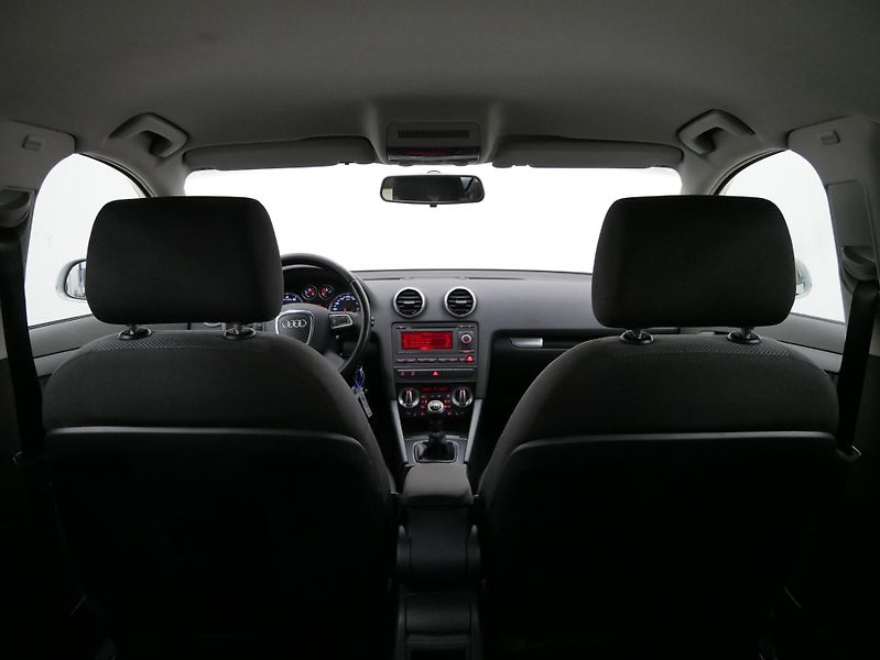 Audi A3 - fotka 24 z 26