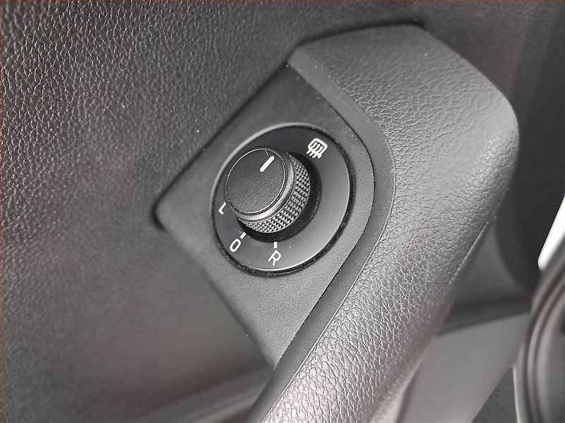 Škoda Octavia (2015) 1.2 TSI, Tempomat - fotka 16 z 16