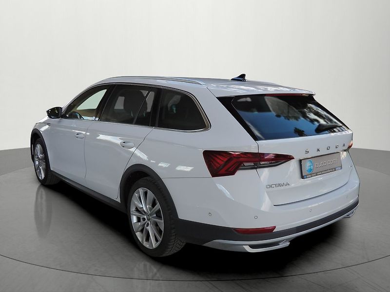 Škoda Octavia 2.0TDI Scout DSG 4x4 ČR DPH - fotka 3 z 32