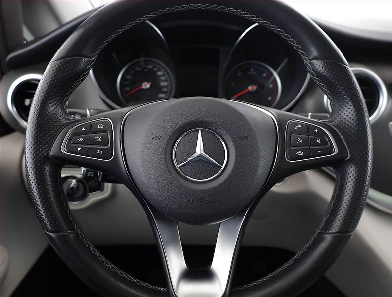 Mercedes-Benz Třídy V (2018) 250 d, ČR, 1Maj, DPH - fotka 8 z 21