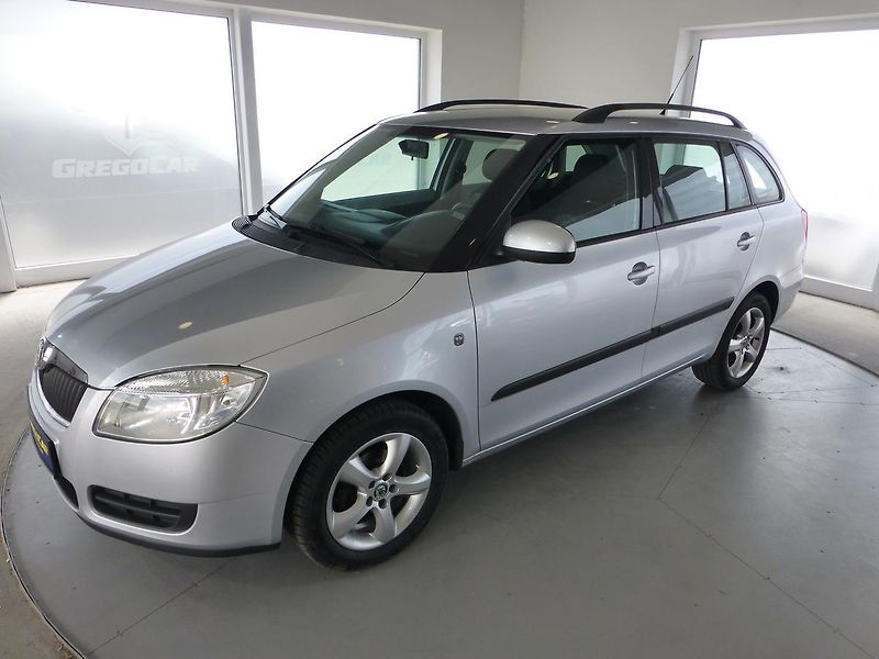 Škoda Fabia (2009) 1,4i-63KW-KLIMATIZACE*ALU KOLA - fotografie inzerátu