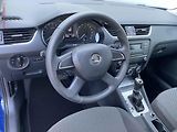 Škoda Octavia (2013) 2.0 TDi, DSG, park.čidla - náhled 12