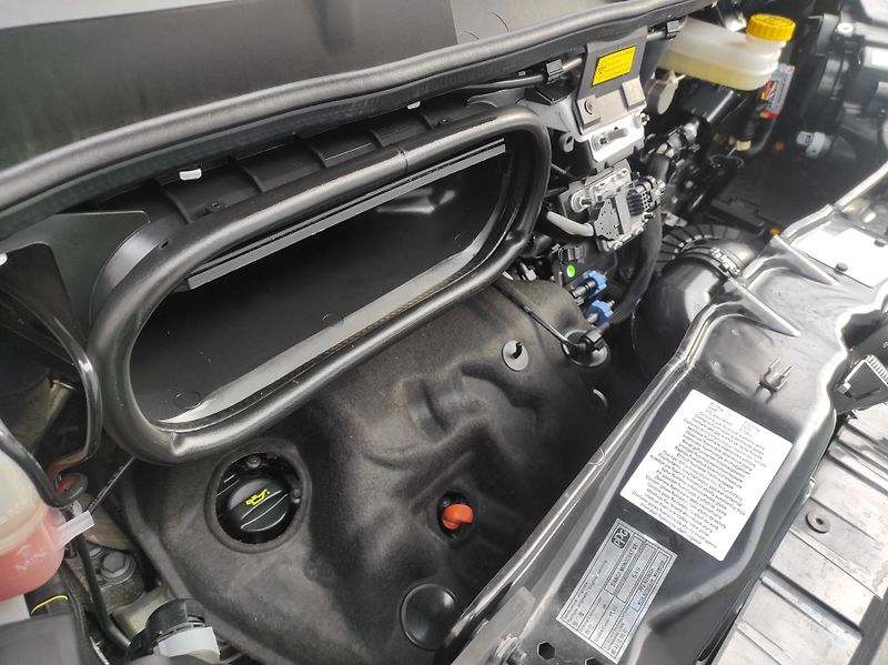 Peugeot Boxer 2,2BHDi L2H1, 7 míst, Vestavba - fotka 13 z 14