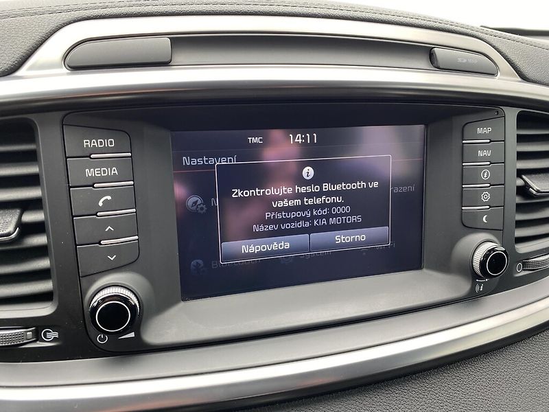 Kia Sorento 2.2 CRDi 147 kW 4WD Exclusive - fotka 19 z 26