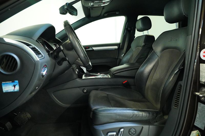 Audi Q7 - fotka 11 z 27