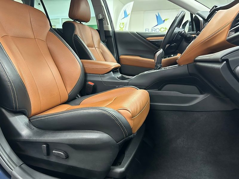 Subaru Outback (2021) 2.5 TOURING 2022 | Záruka - fotka 32 z 69