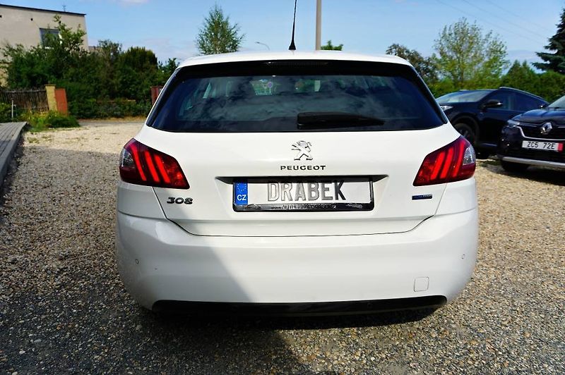 Peugeot 308 (2016) 308 ACTIVE 1,2 PT 81 kW - fotka 12 z 46