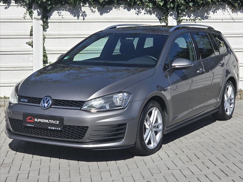 Volkswagen Golf 2,0 TDi 135kW DSG GTD ČR 2.maj - fotka 3 z 20