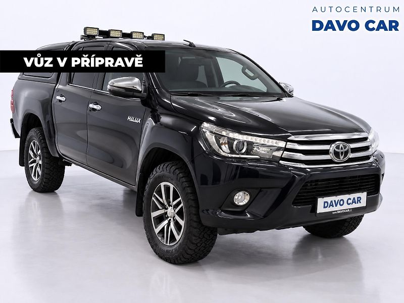 Toyota Hilux 2.4 D4D DoubleCab Executive CZ - fotka 4 z 12