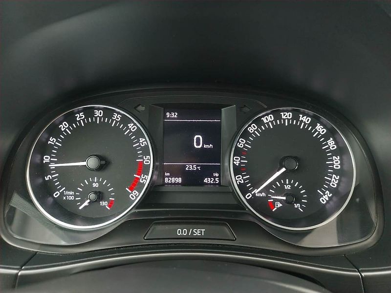 Škoda Fabia (2018) 1.4 TDI, Park. senzory - fotka 11 z 20