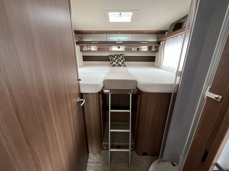 Knaus (2016) Sky I Plus 700 LEG - fotka 19 z 27