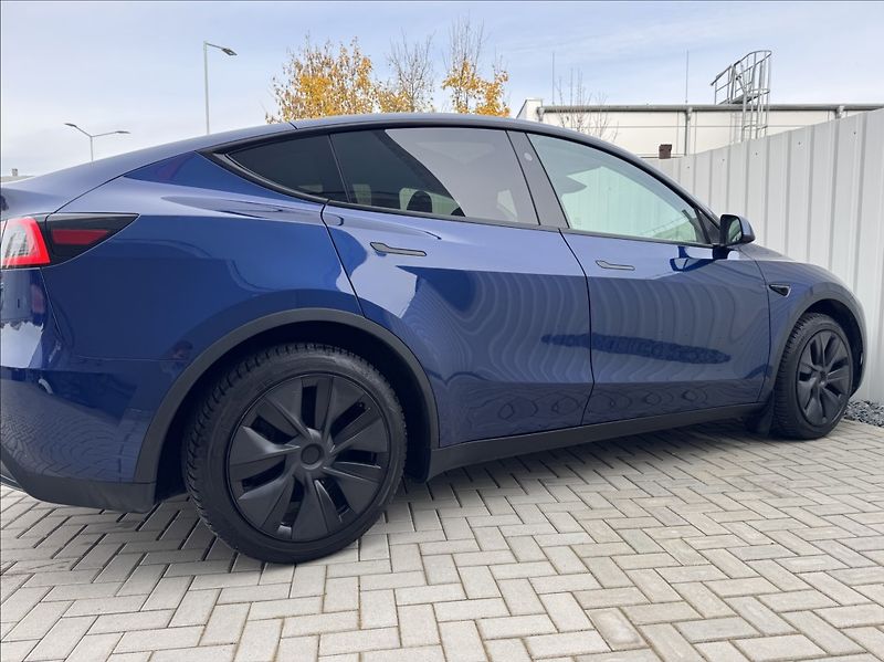 Tesla Model Y 0,0 Long Range 1.maj. původ ČR - fotka 18 z 50