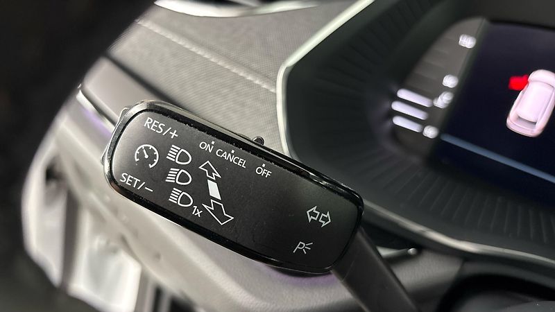 Škoda Octavia 2.0 TDI Style Combi - fotka 14 z 25