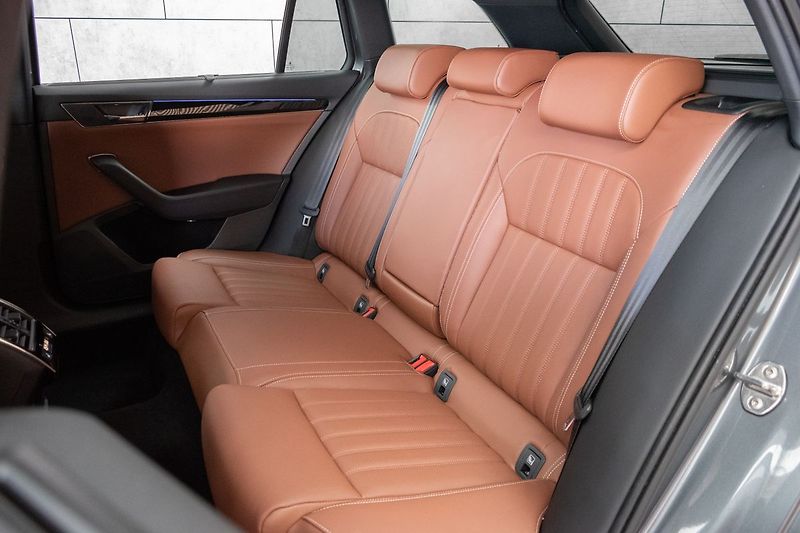 Škoda Superb TDI 147kW L&K 4x4*DPH*ČR 1.MAJ - fotka 16 z 48