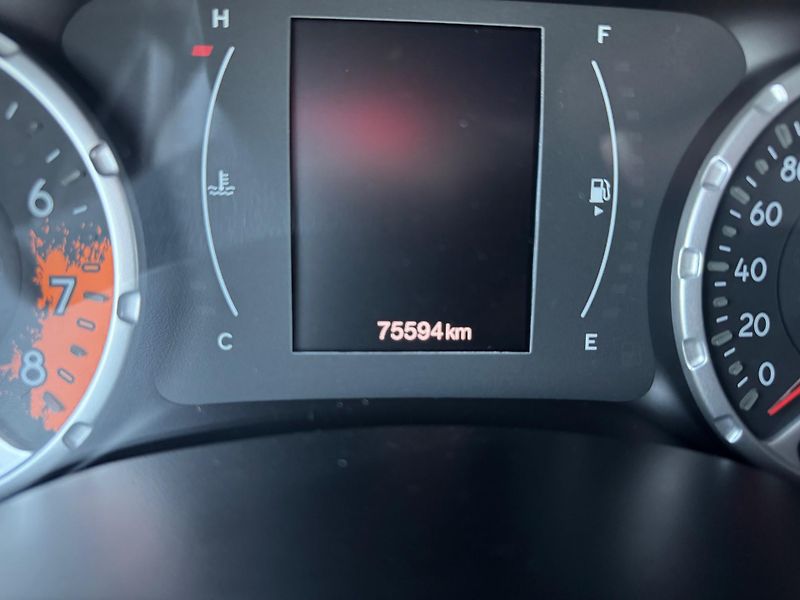 Jeep Renegade (2015) 2.4 AUTOMAT 4x4,SERVISNÍ KNIHA - fotka 25 z 30