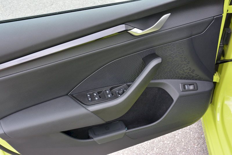 Škoda Octavia (2025) 1.5 TSI 110 KW MILD-HYBRID 7-s - fotka 11 z 29