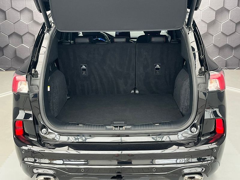 Ford Kuga 2,0 EB 140 kW AWD ST-Line - fotka 45 z 72