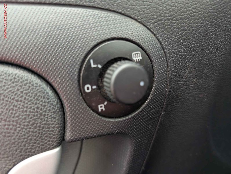 Škoda Roomster (2008) 1.2 12V, ČR, STK8/28 - fotka 14 z 14