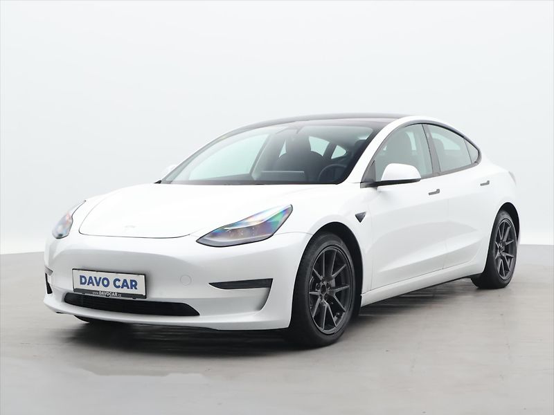 Tesla Model 3 Long Range 79kWh AWD sOH 90,3% - fotka 3 z 28