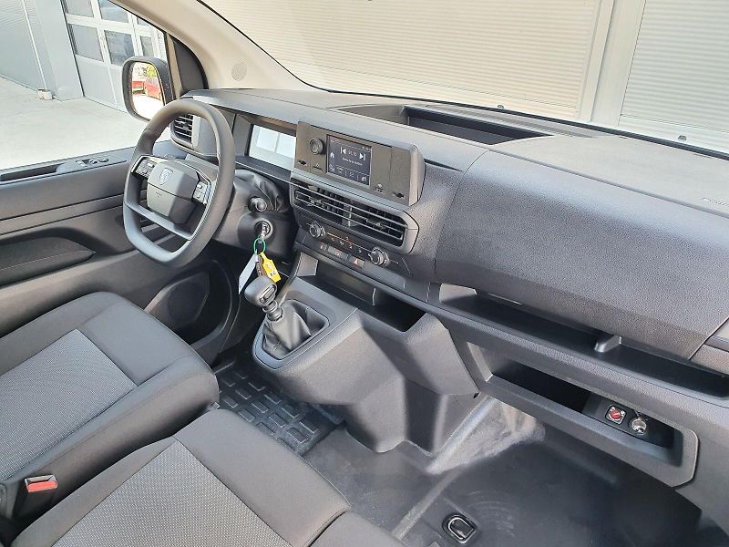 Peugeot Expert (2026) FG L2 2.2 BHDi 150 MAN6 - fotka 13 z 14