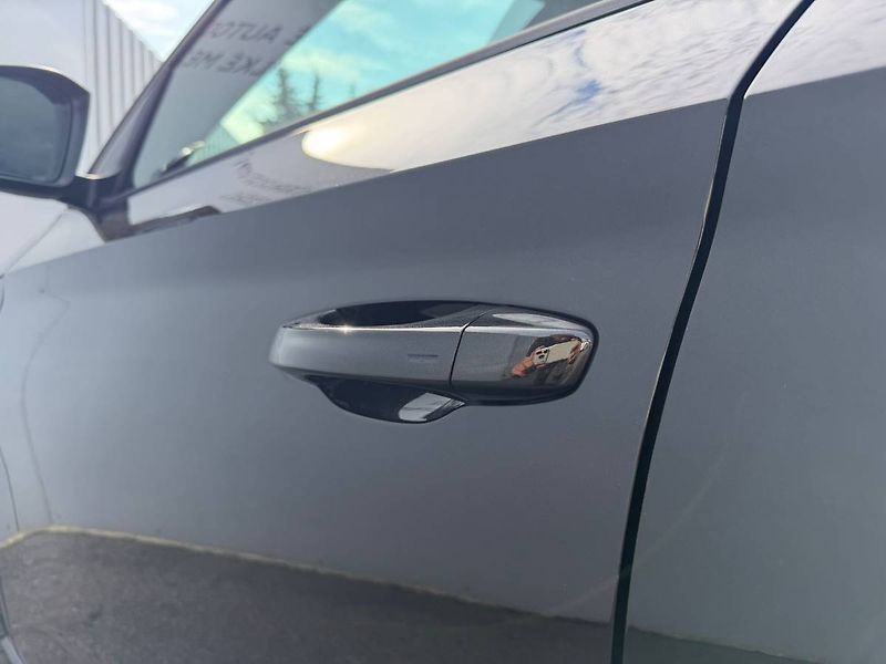 Škoda Scala Monte Carlo 1,0 TSI 85 kW 6° M - fotka 38 z 41