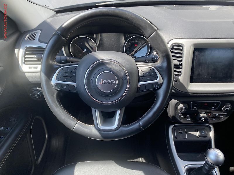 Jeep Compass (2019) 1.4 M-Air FWD, Longitude - fotka 11 z 17