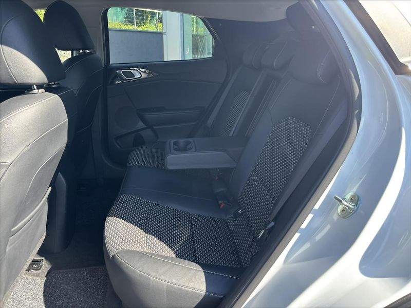 Kia XCeed 1,5 TGDi 118kW TOP ZÁRUKA KŮŽE - fotka 12 z 42
