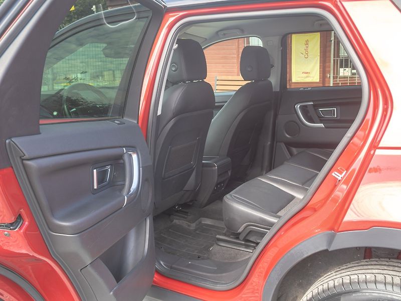Land Rover Discovery Sport (2018) 2.0D 132KW 4x4 mat – BARVA! - fotka 43 z 53